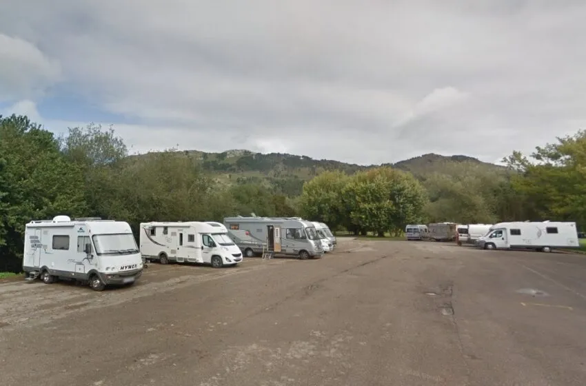  Turismo adjudica la construcción de un aparcamiento para autocaravanas en Vega de Pas