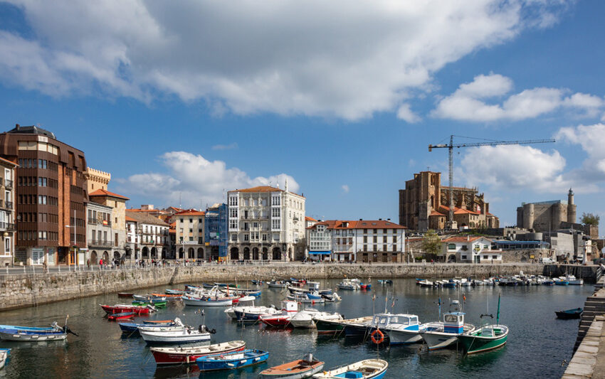  El Gobierno adjudica la renovación completa de las tuberías del Plan Hidráulico Castro en casi 2 millones de euros