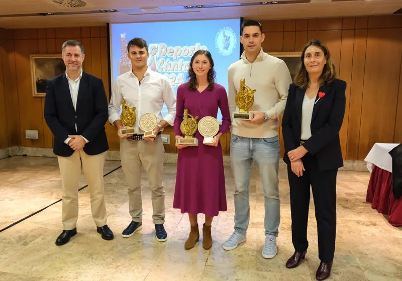  Martínez Abad felicita a los deportistas por los triunfos que han obtenido este año y que «enorgullecen» a todos los cántabros