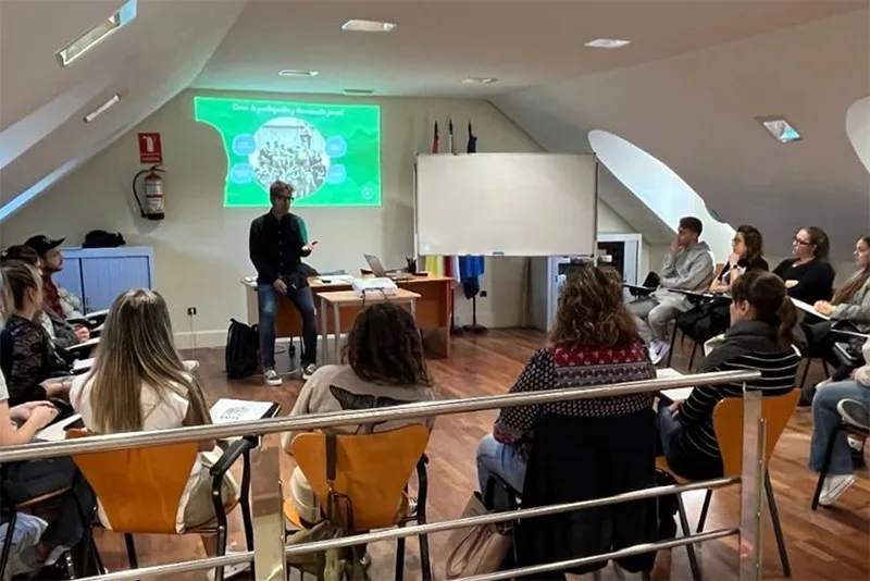 Noticias de Cantabria | El Cántabro | El Gobierno organiza 19 acciones formativas en el primer semestre de 2025 dentro del Programa Juventud Emprendedora