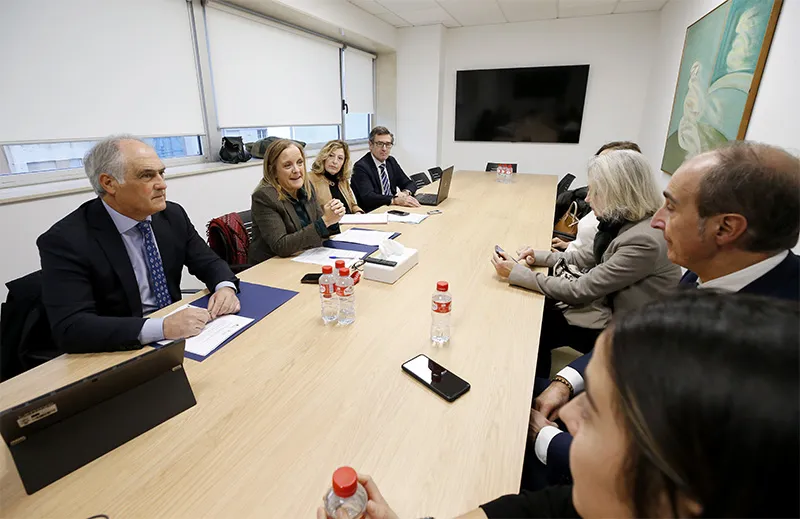  Gobierno de Cantabria y letrados judiciales se reúnen para avanzar en la implantación de la nueva oficina judicial y la digitalización de los registros civiles