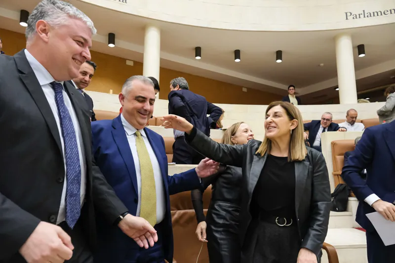  El Gobierno de Buruaga logra aprobar en el Parlamento el segundo presupuesto de la legislatura