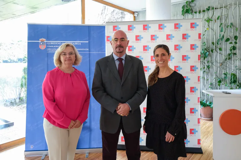  Pascual reitera que la humanización sanitaria pasa por crear un lugar de encuentro que conjugue la confianza del paciente con la conciencia de quienes curan y cuidan