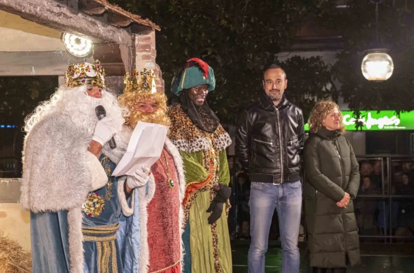  Los Reyes Magos recorrerán las calles de Torrelavega en carrozas y con un séquito de más de 300 personas