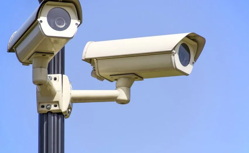 Noticias de Cantabria | El Cántabro | DOS EMPRESAS OPTAN AL CONTRATO DE INSTALACIÓN DE CÁMARAS DE SEGURIDAD Y CONTROL DE TRÁFICO EN EL ASTILLERO