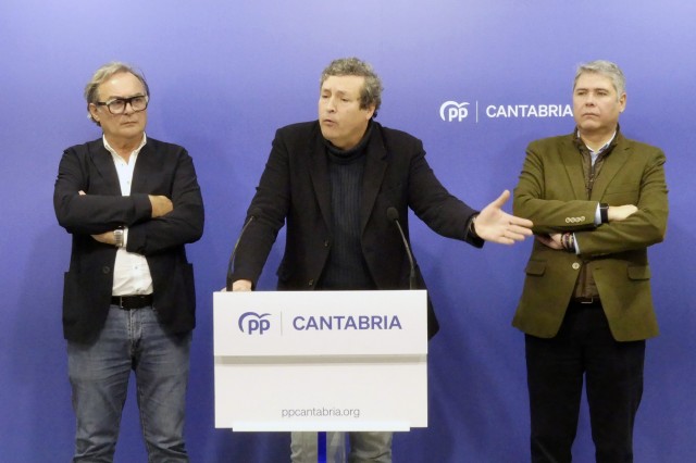  «Pedro Sánchez jamás dialoga con el PP, pero se arrastra con Puigdemont», señala Íñigo Fernández