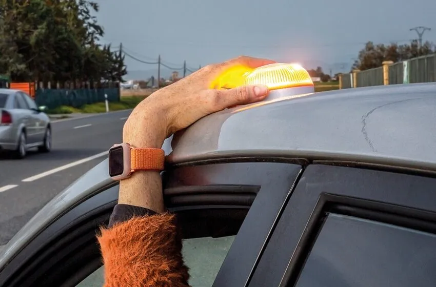  La DGT publica una instrucción sobre el uso de la señal V-16 en circulación internacional