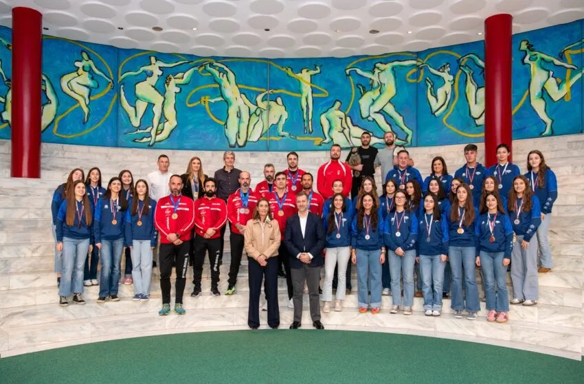 Noticias de Cantabria | El Cántabro | Martínez Abad garantiza el apoyo del Gobierno a los deportistas cántabros para que sigan llevando sus valores y el nombre de Cantabria más allá de nuestras fronteras