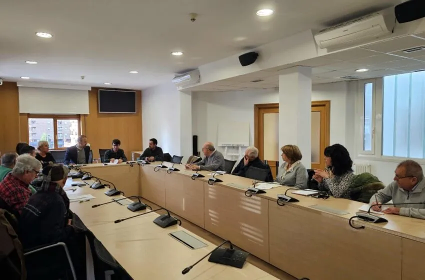  El Ayuntamiento de Torrelavega refuerza su apoyo a las asociaciones de mayores con nuevas subvenciones