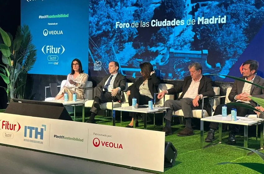 Igual destaca los avances de Santander en movilidad y calidad de vida en el Foro de las Ciudades