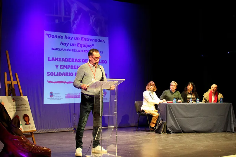  El nuevo programa de lanzaderas de empleo y emprendimiento solidario del Gobierno de Cantabria se extenderá este año por 14 municipios de la región