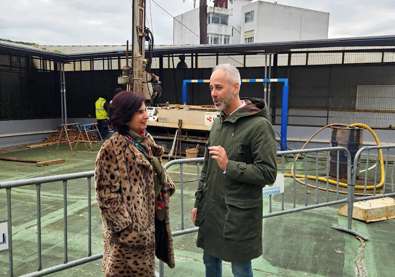  Silva visita el CEIP Menéndez Pelayo que inicia los trabajos de inspección geotécnica