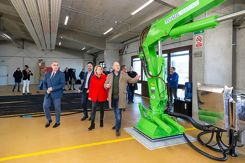  El Gobierno reafirma su compromiso con el sector pesquero y destina más de 15 millones de euros en la mejora de los puertos en este primer año y medio de legislatura