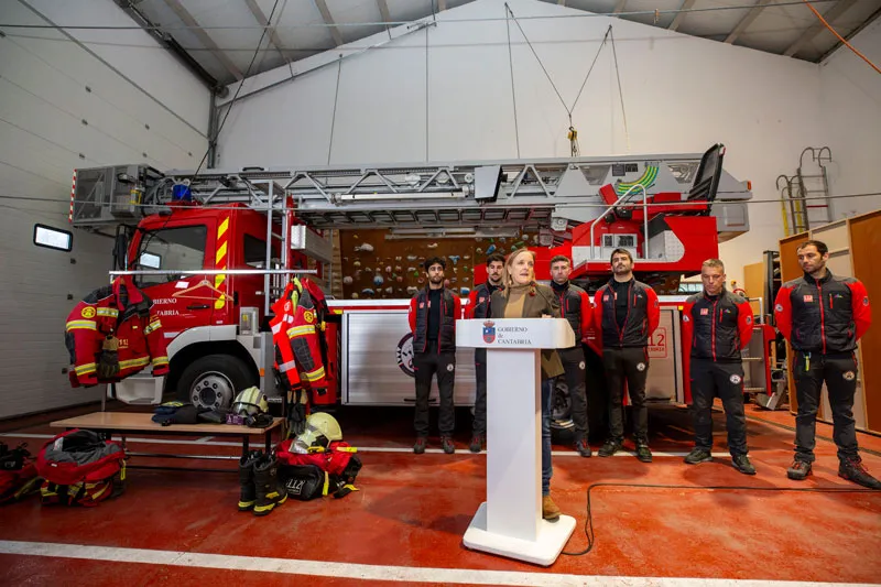  El Gobierno de Cantabria dota a sus bomberos con base en Liébana de una autoescala