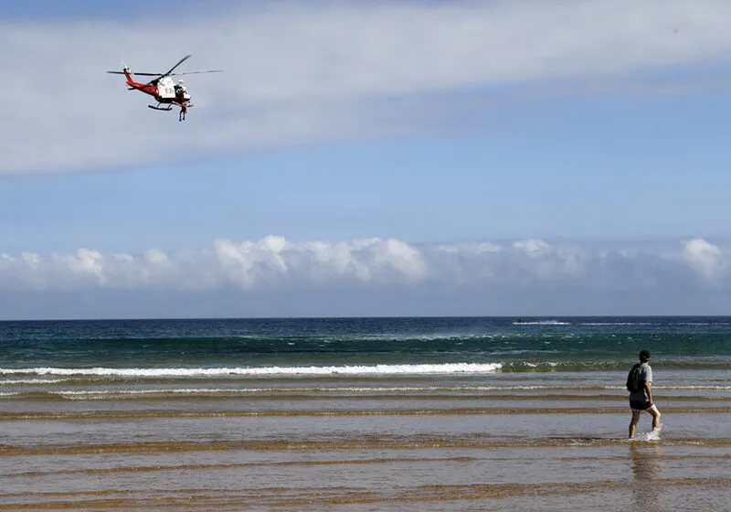 Noticias de Cantabria | El Cántabro | Presidencia destina 650.000 euros en ayudas para reforzar el dispositivo de salvamento en las playas de Cantabria, un 8,3 % más