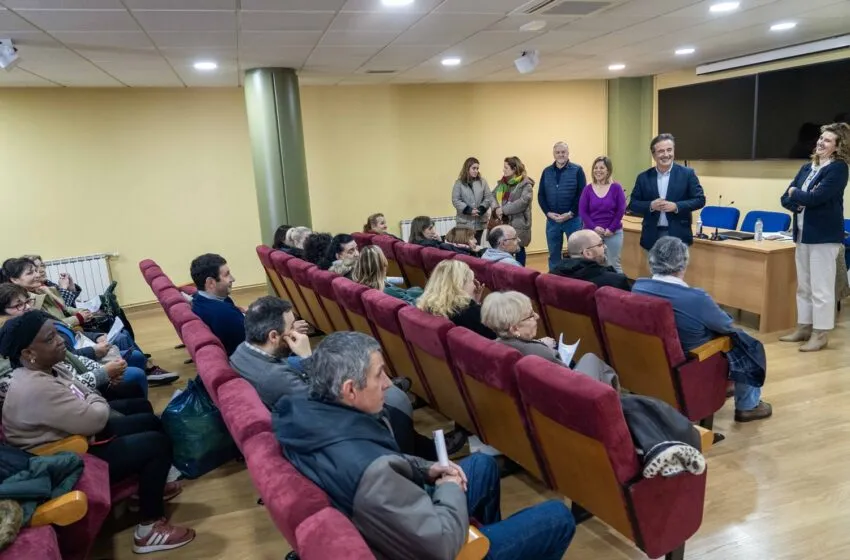  Un total de 35 trabajadores comienzan a trabajar en la regeneración urbana de diversas áreas de Camargo