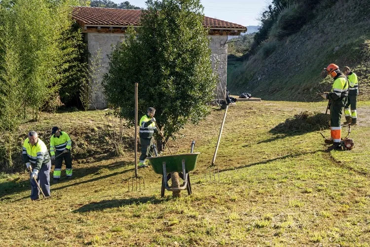 Noticias de Cantabria | El Cántabro | El Ayuntamiento acondiciona la Cantera de Bilbao para potenciar su uso deportivo, lúdico, cultural y educativo
