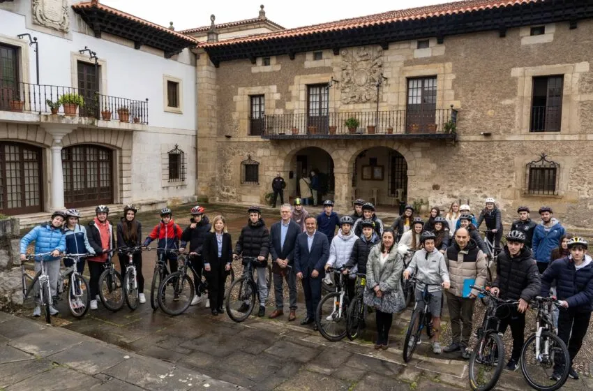  Los tres institutos de Camargo, tras la adhesión del IES Ría del Carmen, forman parte del proyecto STARS de la DGT