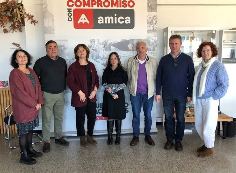  La vicerrectora de Sostenibilidad y Espacios de la UC, María Margallo, visita Amica para conocer su labor social