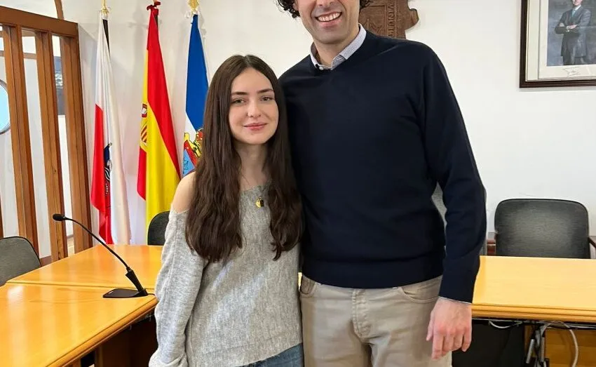 Noticias de Cantabria | El Cántabro | CARLA CALANTE LÓPEZ, ALUMNA DEL IES LOS REMEDIOS DE GUARNIZO, OBTIENE LA PRESTIGIOSA BECA AMANCIO ORTEGA PARA ESTUDIAR EN EE.UU.