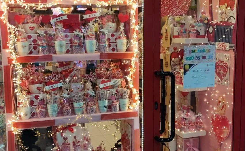  LA V SEMANA DEL AMOR YA TIENE GANADORES DEL CONCURSO DE ESCAPARATES