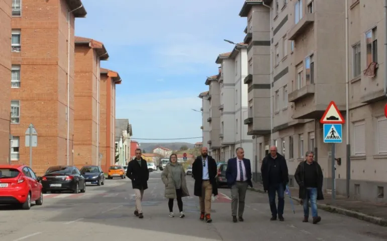 Noticias de Cantabria | El Cántabro | La Avenida Naval será objeto de un proyecto de urbanización y mejora que la hará “una calle más amable”