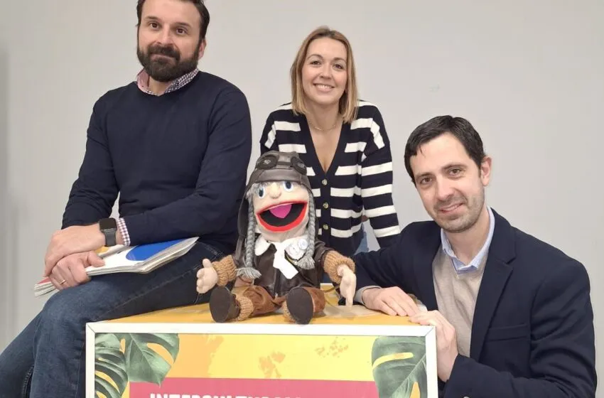 Noticias de Cantabria | El Cántabro | La marioneta viajera Tía Meli regresa a los colegios de Santander con un nuevo país: Perú