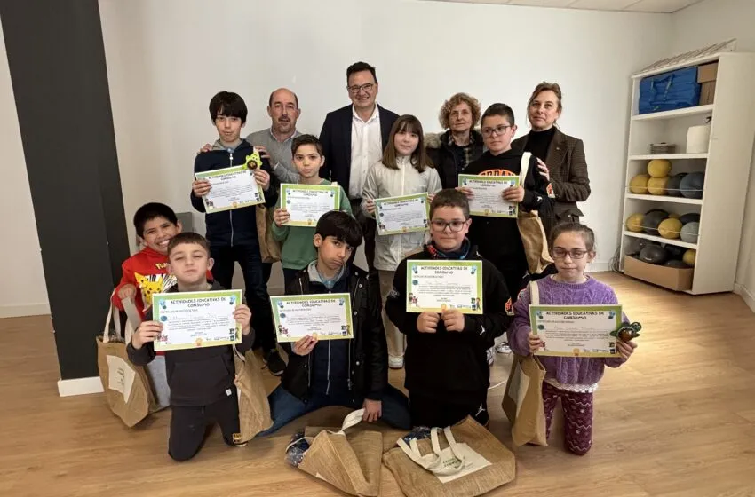 Noticias de Cantabria | El Cántabro | Lavín destaca la importancia de los talleres sobre consumo responsable