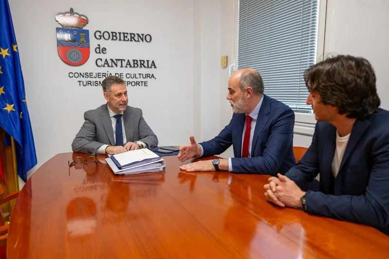  Martínez Abad destaca la importancia de la digitalización para la conservación, investigación y difusión del patrimonio de Cantabria