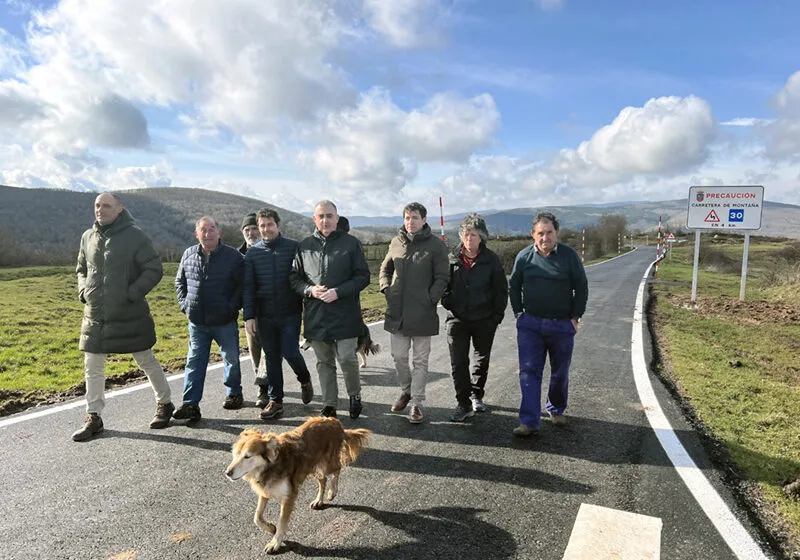  Media visita actuaciones en Valdeprado del Río en las que el Gobierno de Cantabria ha invertido más de 700.000 euros