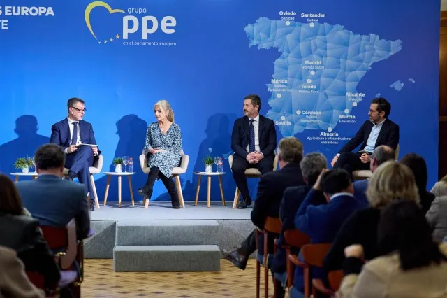 Noticias de Cantabria | El Cántabro | Martínez Abad destaca las "sinergias" de su consejería en la que "cultura y turismo van de la mano"