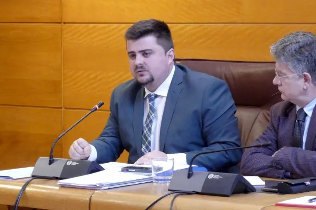  «Hoy se ha dado un paso definitivo para que Cantabria se convierta en una de las comunidades con menos burocracia del país»