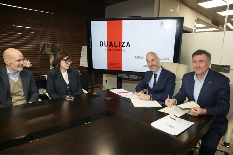 Noticias de Cantabria | El Cántabro | Educación trabaja en la creación del sello 'Empresa formadora de FP Dual' para fomentar y visibilizar el trabajo del tejido empresarial con estas enseñanzas