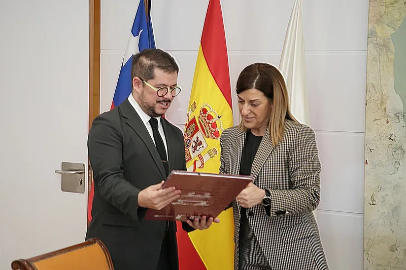  La presidenta Buruaga y el embajador de Chile trabajarán para intensificar las alianzas económicas e institucionales entre ambos territorios