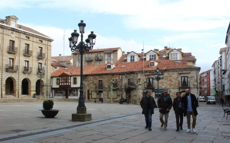  La Junta de Gobierno Local adjudica la reforma  de la Calle Mayor y la Plaza de España a Excavaciones Aníbal S.L.