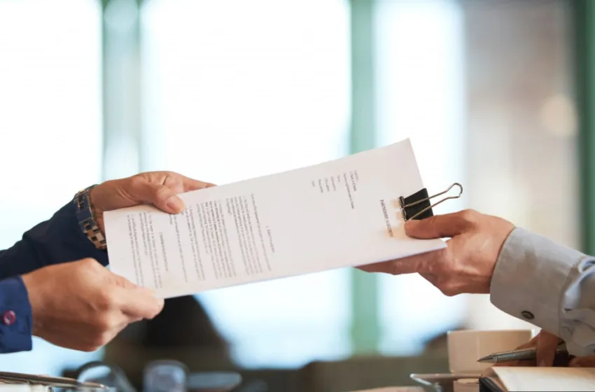 Noticias de Cantabria | El Cántabro | Una sentencia confirma que el Gobierno tiene capacidad para sancionar las cláusulas abusivas en los contratos de consumidores sin necesidad de acción judicial previa