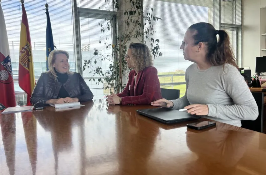 Noticias de Cantabria | El Cántabro | Desarrollo Rural apoyará las acciones formativas del Colegio de Farmacéuticos en su labor de orientación al ciudadano