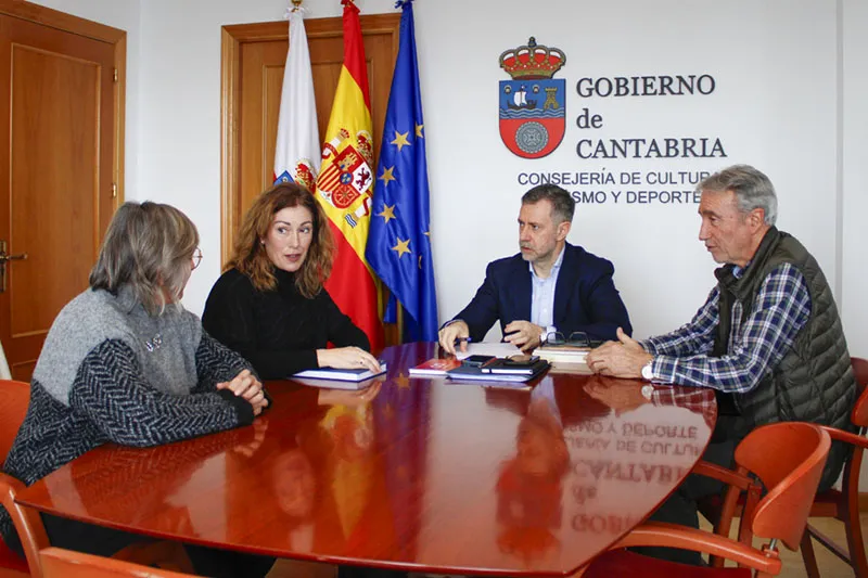 Cultura impulsará la declaración de Bien de Interés Cultural a la casa natal de José María Pereda en Polanco