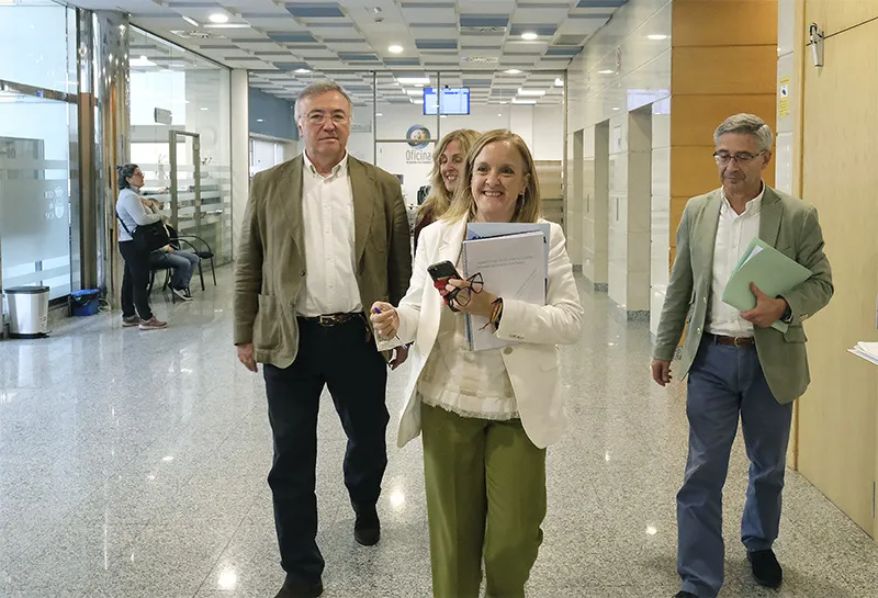 Noticias de Cantabria | El Cántabro | Los cántabros califican con sobresaliente a los servicios públicos de la Administración Autonómica