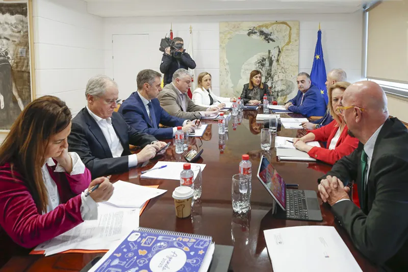 Noticias de Cantabria | El Cántabro | El Consejo de Gobierno da luz verde al contrato para el servicio de teleasistencia por más de 8,3 millones de euros