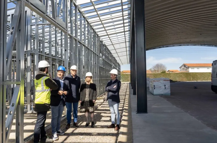 Noticias de Cantabria | El Cántabro | Las obras de la pista polideportiva municipal de Escobedo encaran la recta final con la edificación de los vestuarios