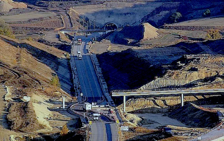  El ciclo ‘Conectando la ciencia y la sostenibilidad: el rol de las Ciencias de la Tierra’ destaca el papel de la geología y su relación con la sociedad