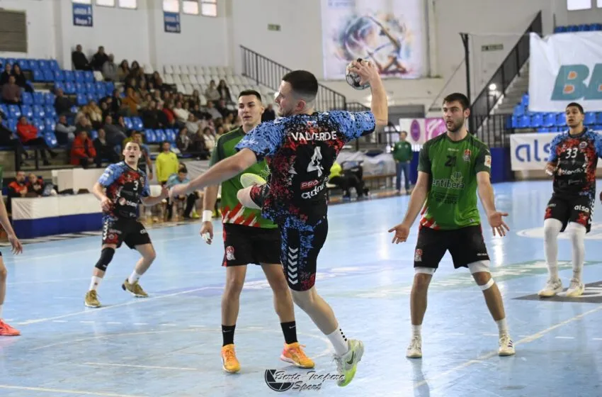 Noticias de Cantabria | El Cántabro | El Blendio Sinfín Santander, a las puertas de la gloria en un partido decisivo contra Trops Málaga