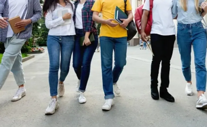  ASTILLERO RECONOCERÁ CON BECAS A LOS ESTUDIANTES CON MEJORES EXPEDIENTES ACADÉMICOS DE EVAU Y BACHILLERATO