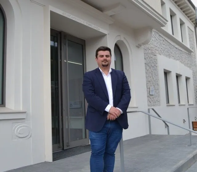  El PP de Torrelavega advierte de la inexistencia del servicio de autoescala en algunas calles de Torrelavega debido al abandono de PRC-PSOE al parque de bomberos