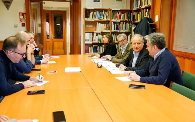  El Gobierno regional reclama al Estado que acepte la oferta de compra sobre las parcelas del Polígono de La Vega