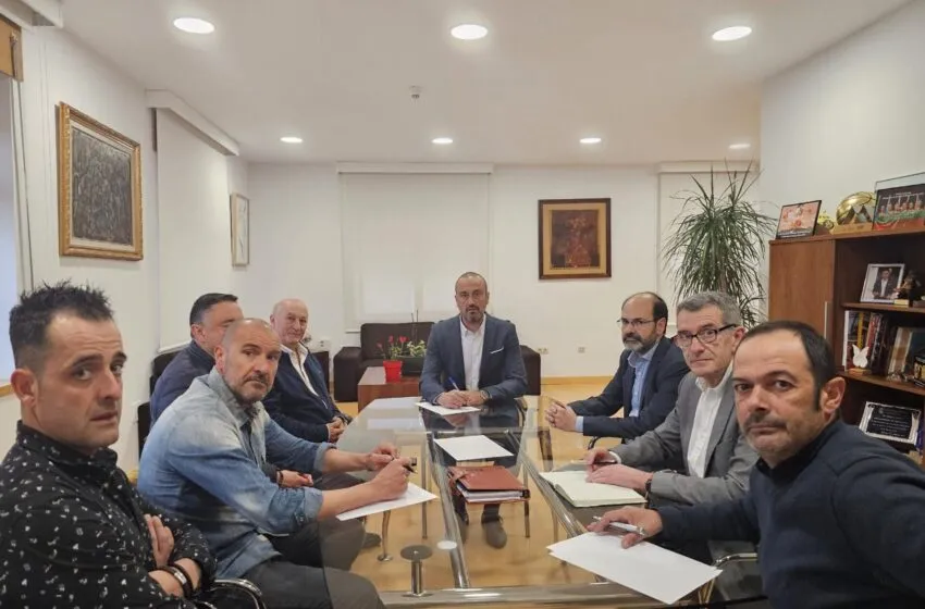 Noticias de Cantabria | El Cántabro | El Ayuntamiento reitera su apoyo al Comité de Empresa de Bridgestone y solicitará una reunión con la dirección de la compañía en Bruselas