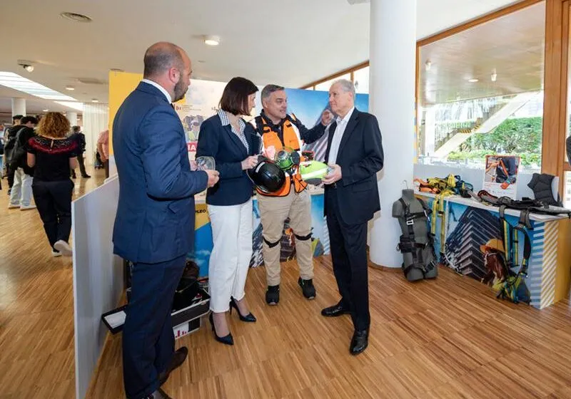 Noticias de Cantabria | El Cántabro | Arasti subraya la "gran oportunidad laboral para nuestros jóvenes" en el mercado de la construcción