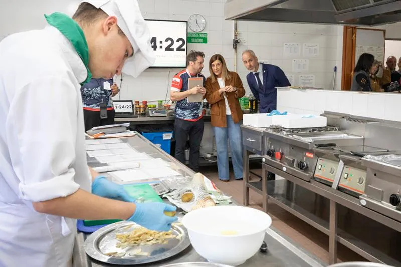 Noticias de Cantabria | El Cántabro | Buruaga destaca la apuesta del Gobierno por la FP como "palanca" para la inserción laboral de los jóvenes y anuncia el aumento de la oferta hasta los 150 títulos el próximo curso