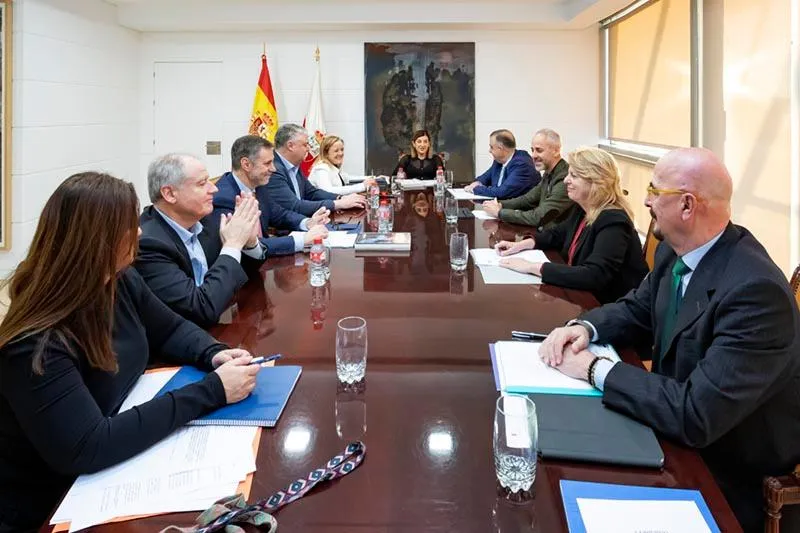 Noticias de Cantabria | El Cántabro | El Consejo de Gobierno aprueba interponer recurso de inconstitucionalidad contra el Real Decreto de reparto de menores migrantes